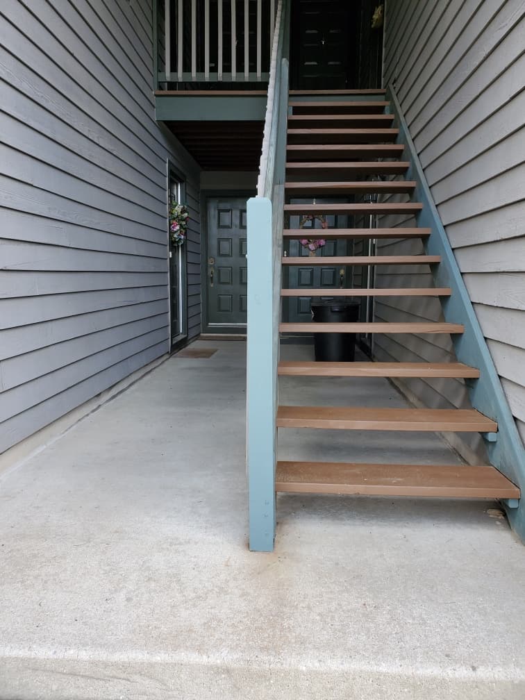 Condo Community Stair Tread Replacement